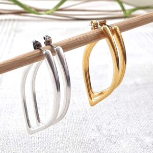 PENDIENTES LÁGRIMA DORADOS